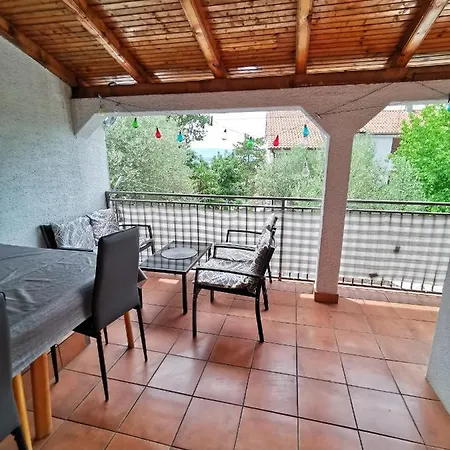 Unique Apartment *