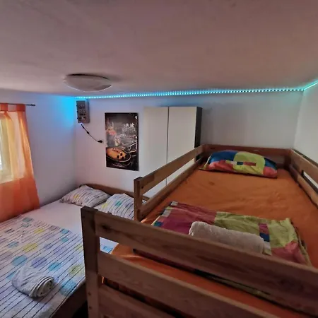 Unique Apartamento Malinska