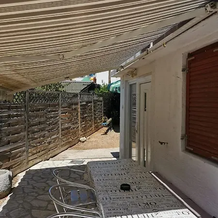 Unique Apartment *