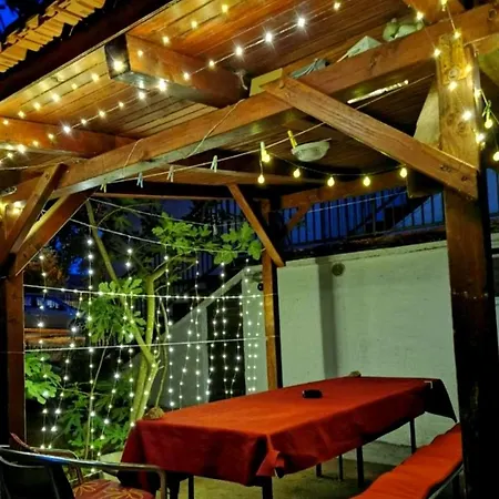 Unique Apartment *