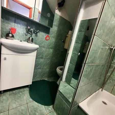 Unique Apartment *
